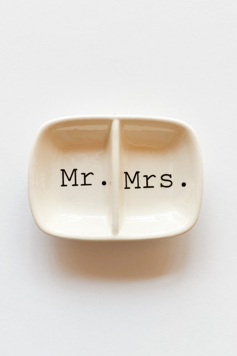 mode, mr. + mrs ring dish