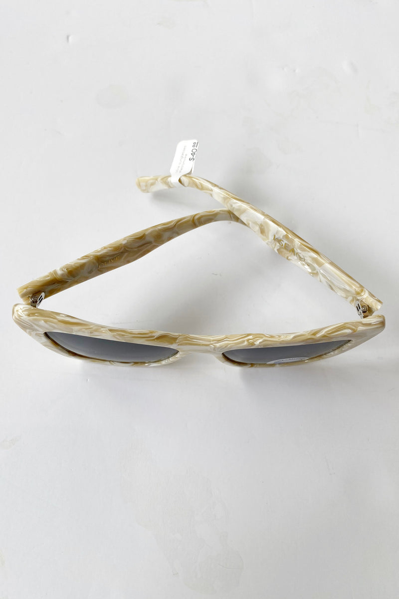 mode, olive sunglasses