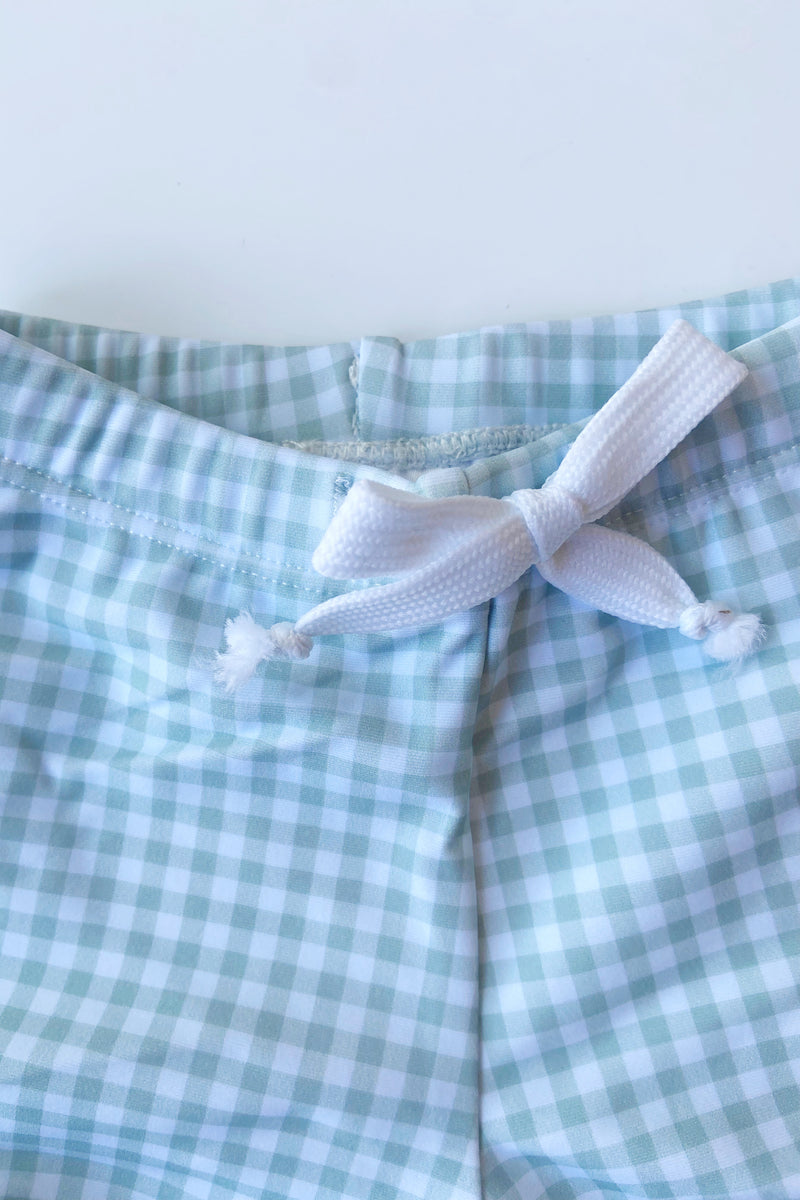 mode, checkered swim shorts