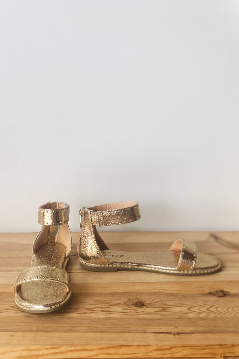 mode, only the truth sandal