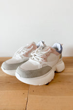 mode, color box sneaker