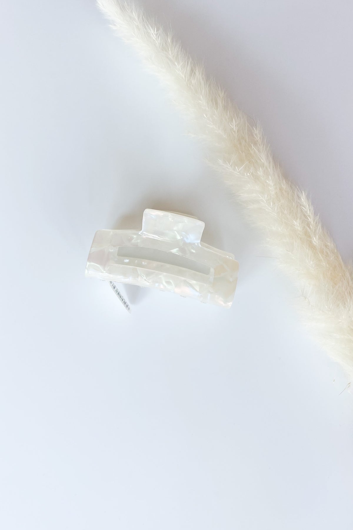 mode, iridescent hair clip white