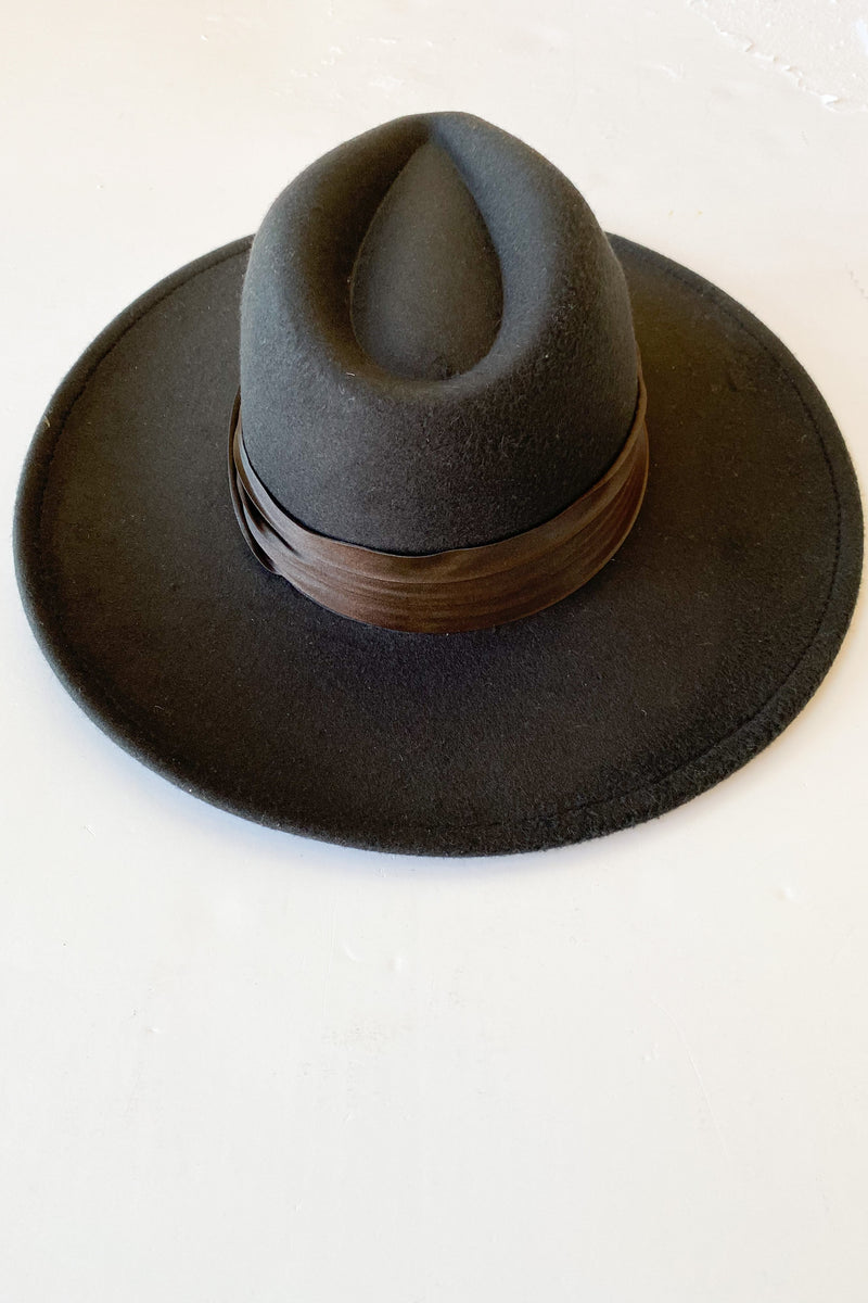 mode, Socialite hat