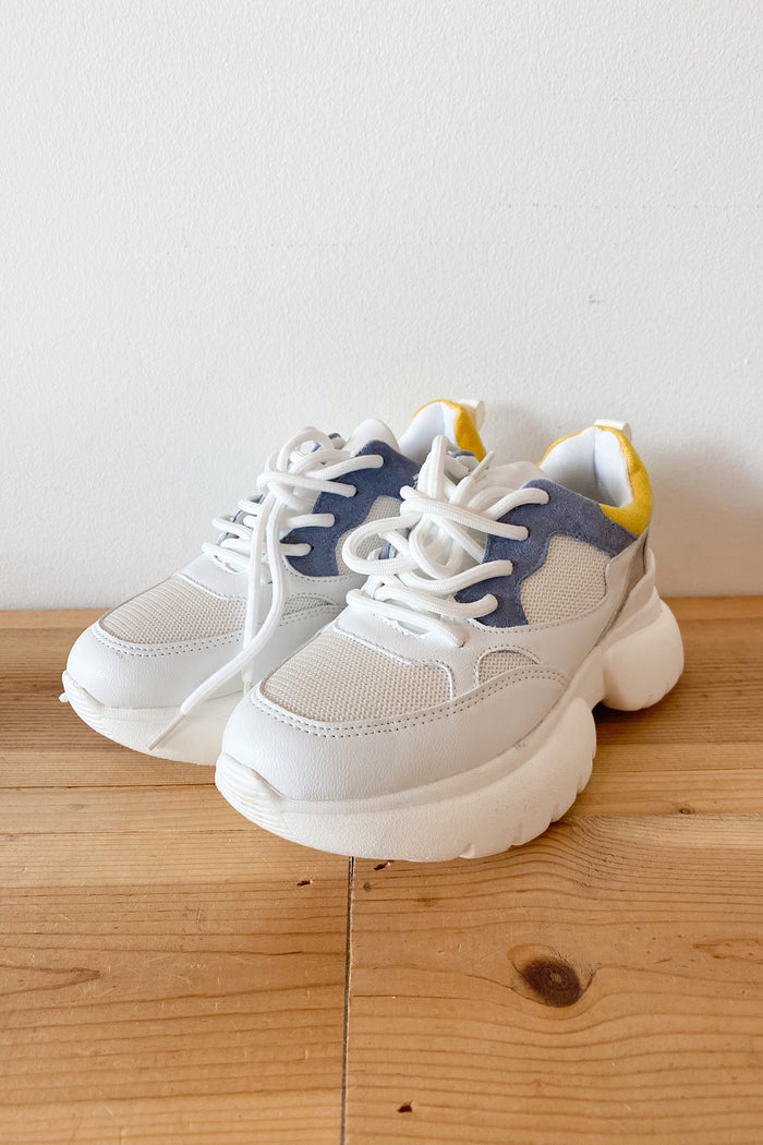 mode, color box sneaker