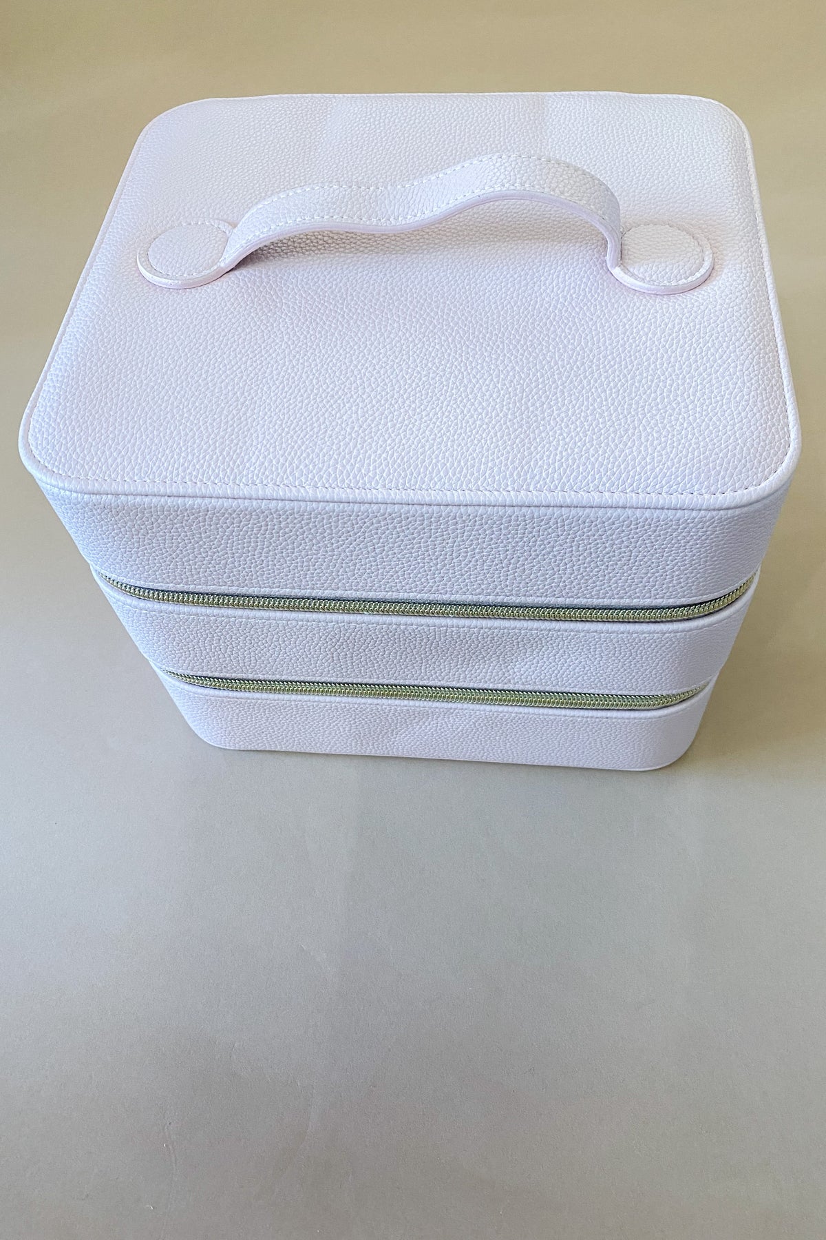 mode, leah travel cosmetic case