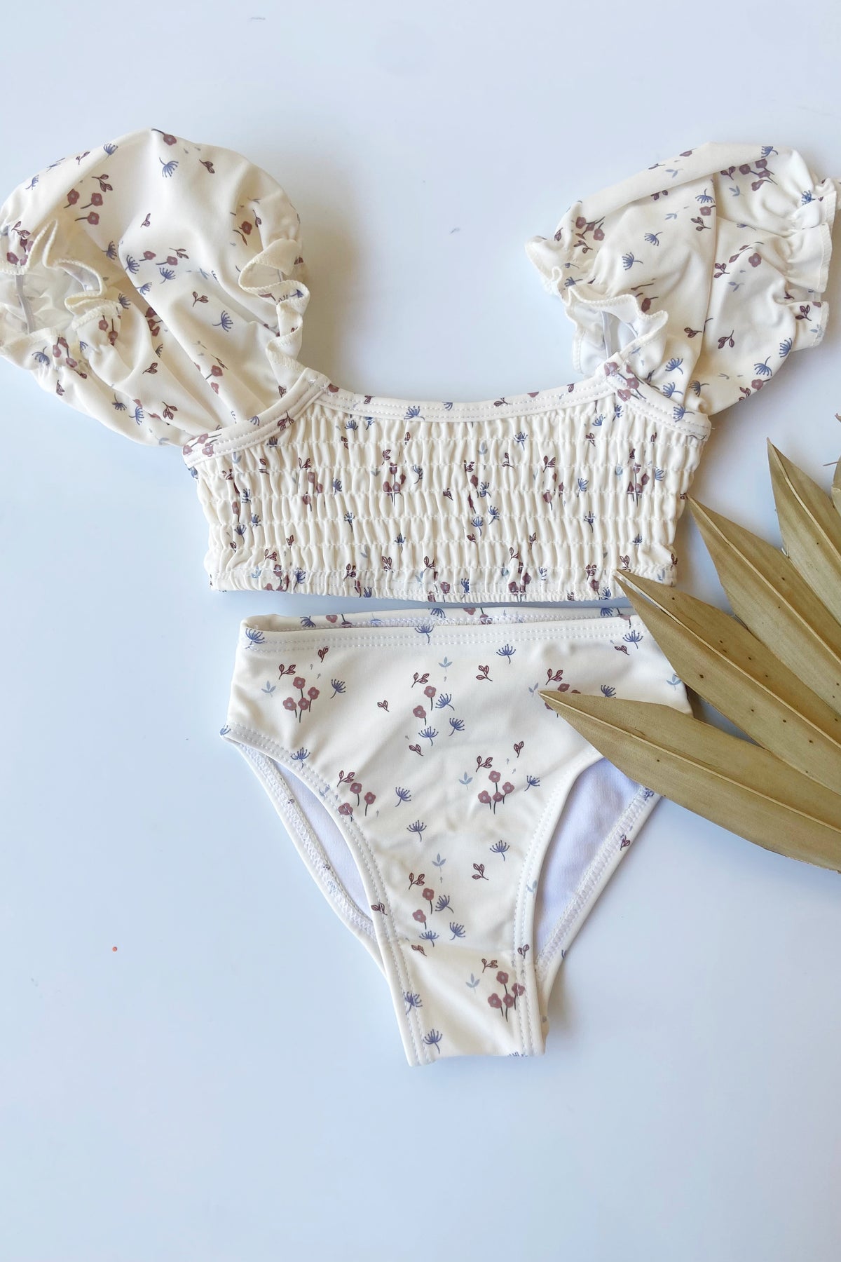 mode, charlie floral smocked bikini
