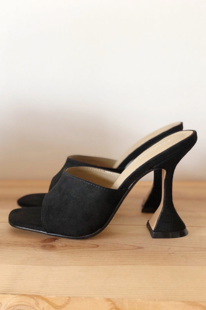 mode, just as nice heel