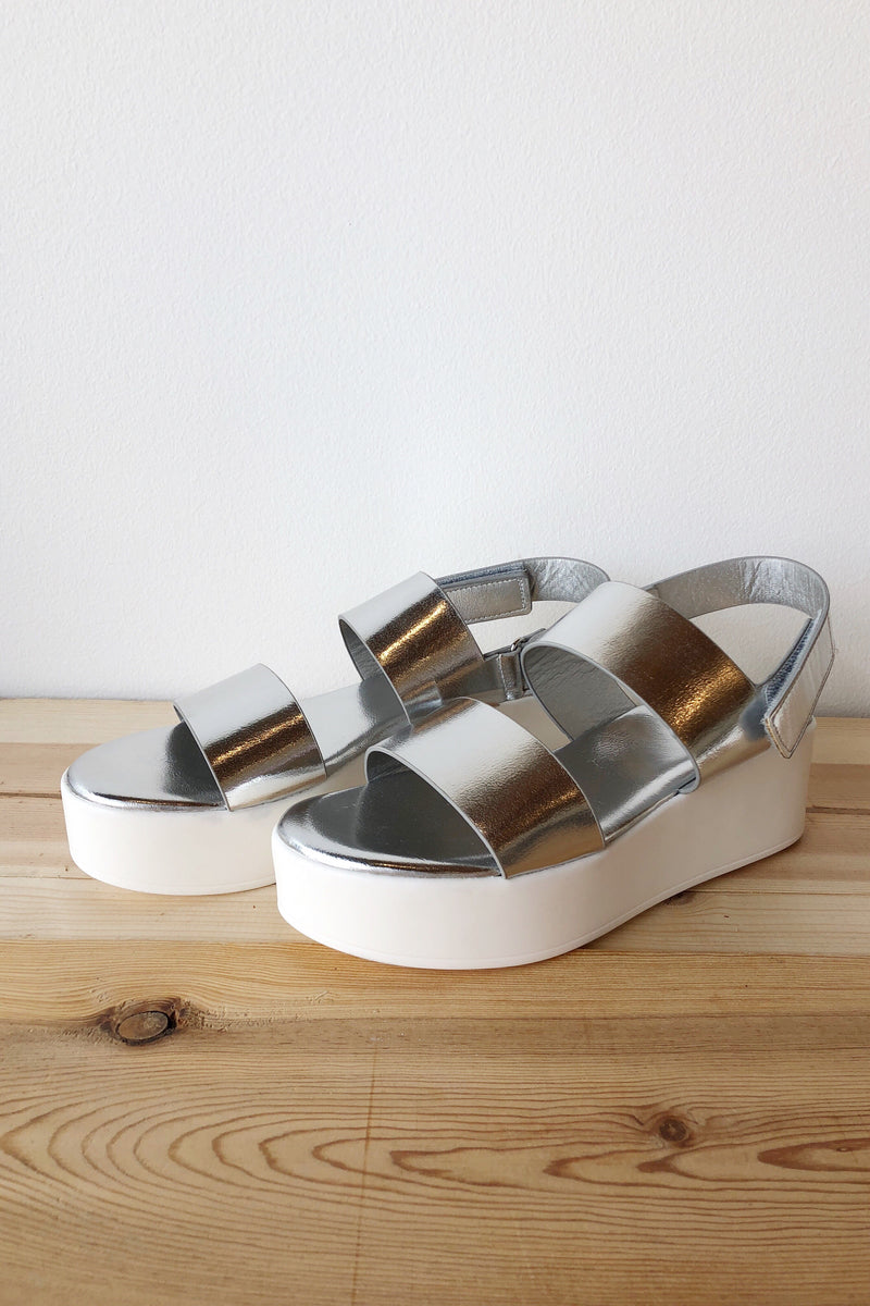 mode, walking on clouds wedge