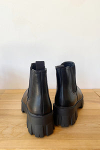 mode, here and there boot