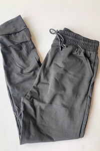 mode, stay in cozy joggers