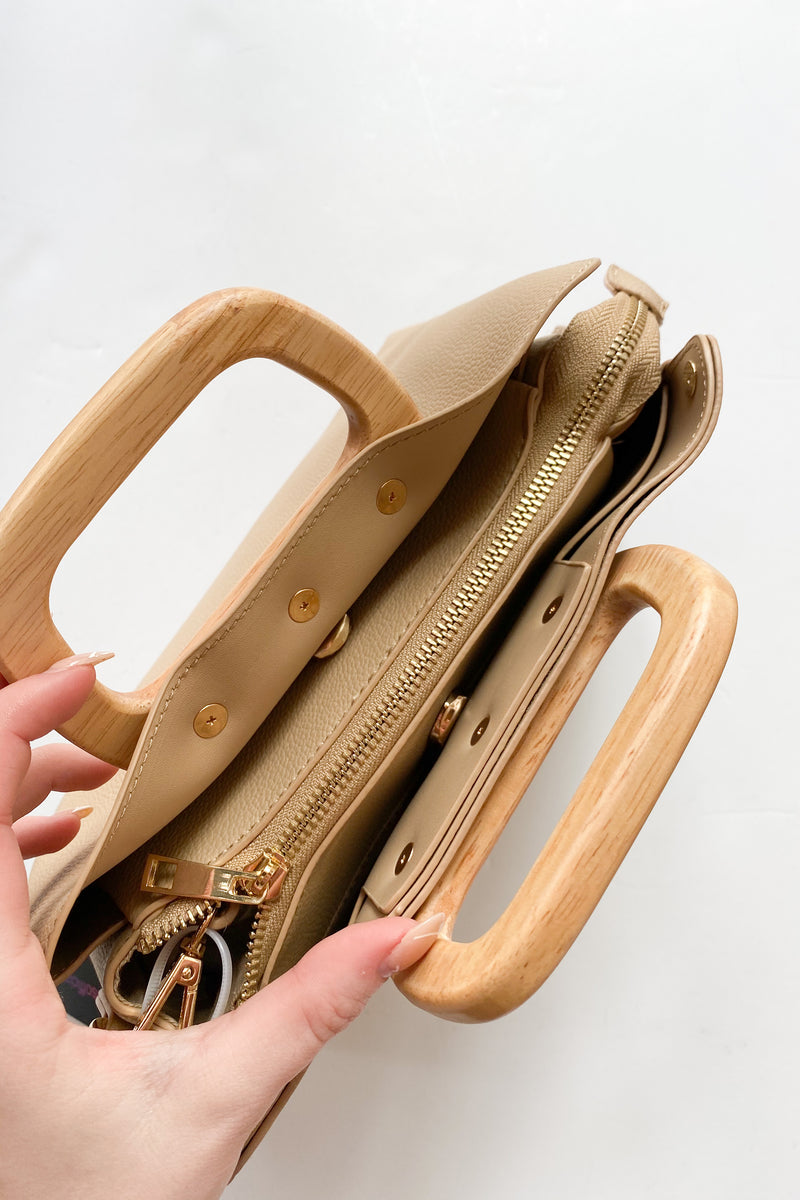 mode, wooden details bag