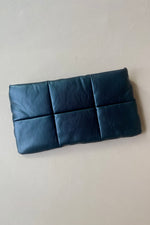 mode, robin zip pouch