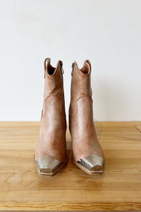 mode, dakota boot