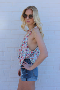 mode, pretty little floral top