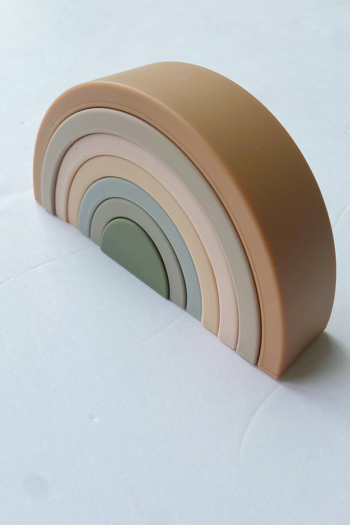 mode, rainbow stacking toy