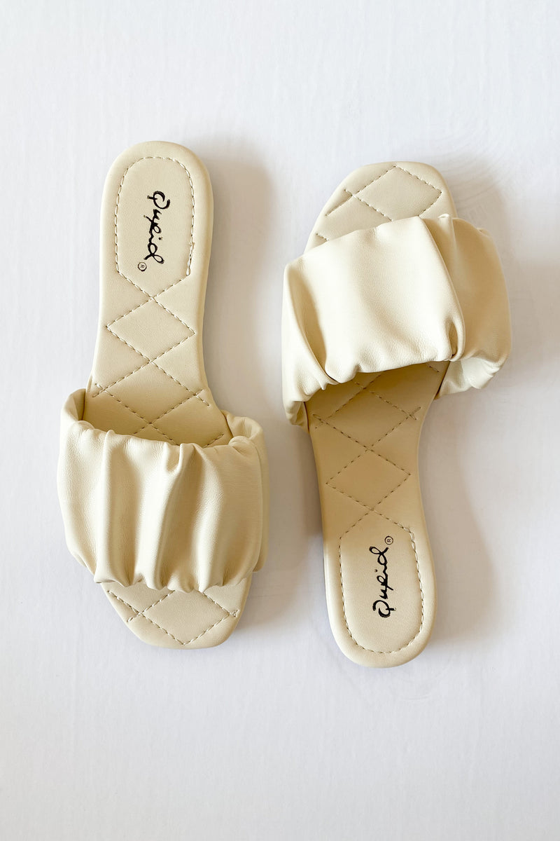 mode, hazy sandal