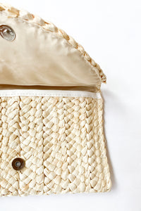 mode, versatile straw clutch