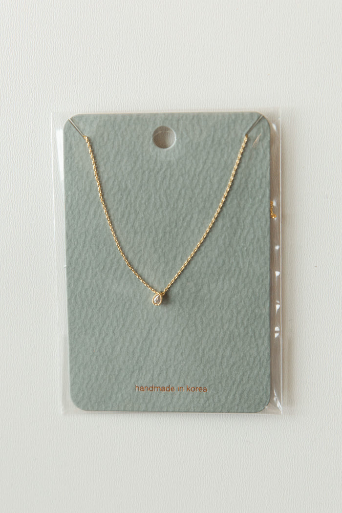 mode, one tear shed necklace