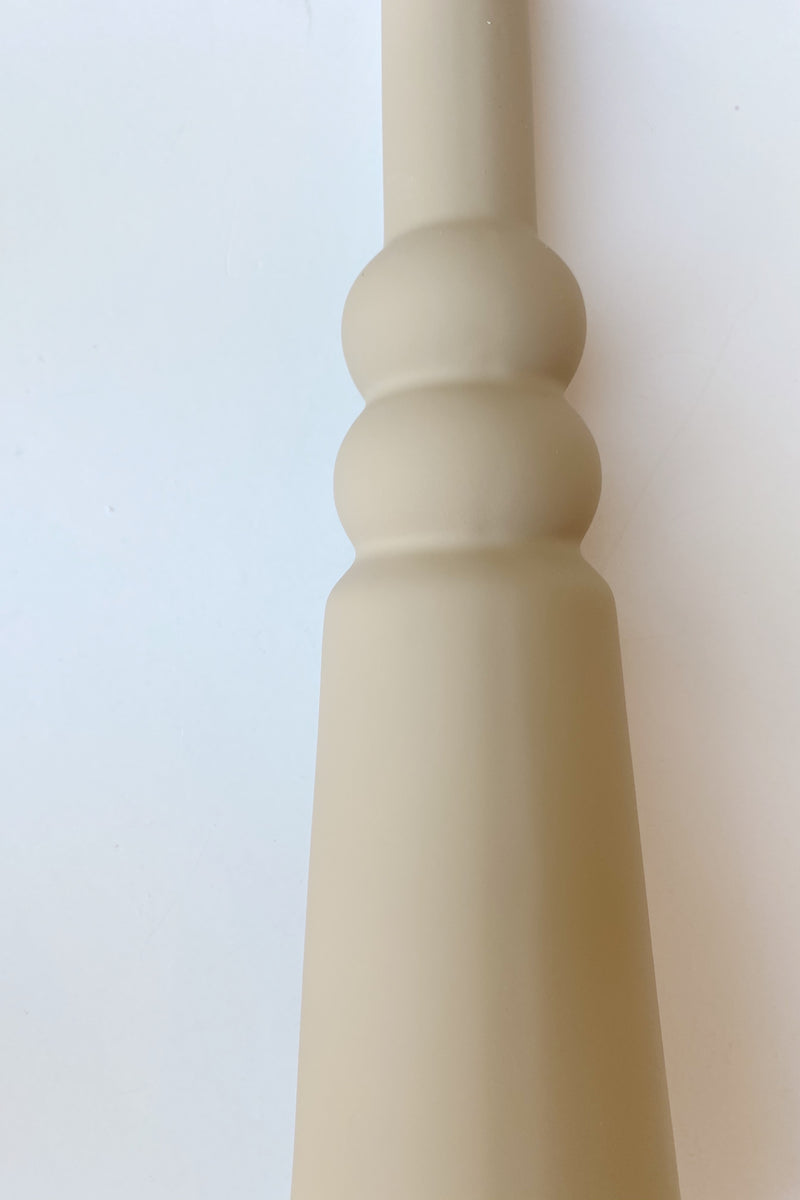 mode, skinny whimsical vase