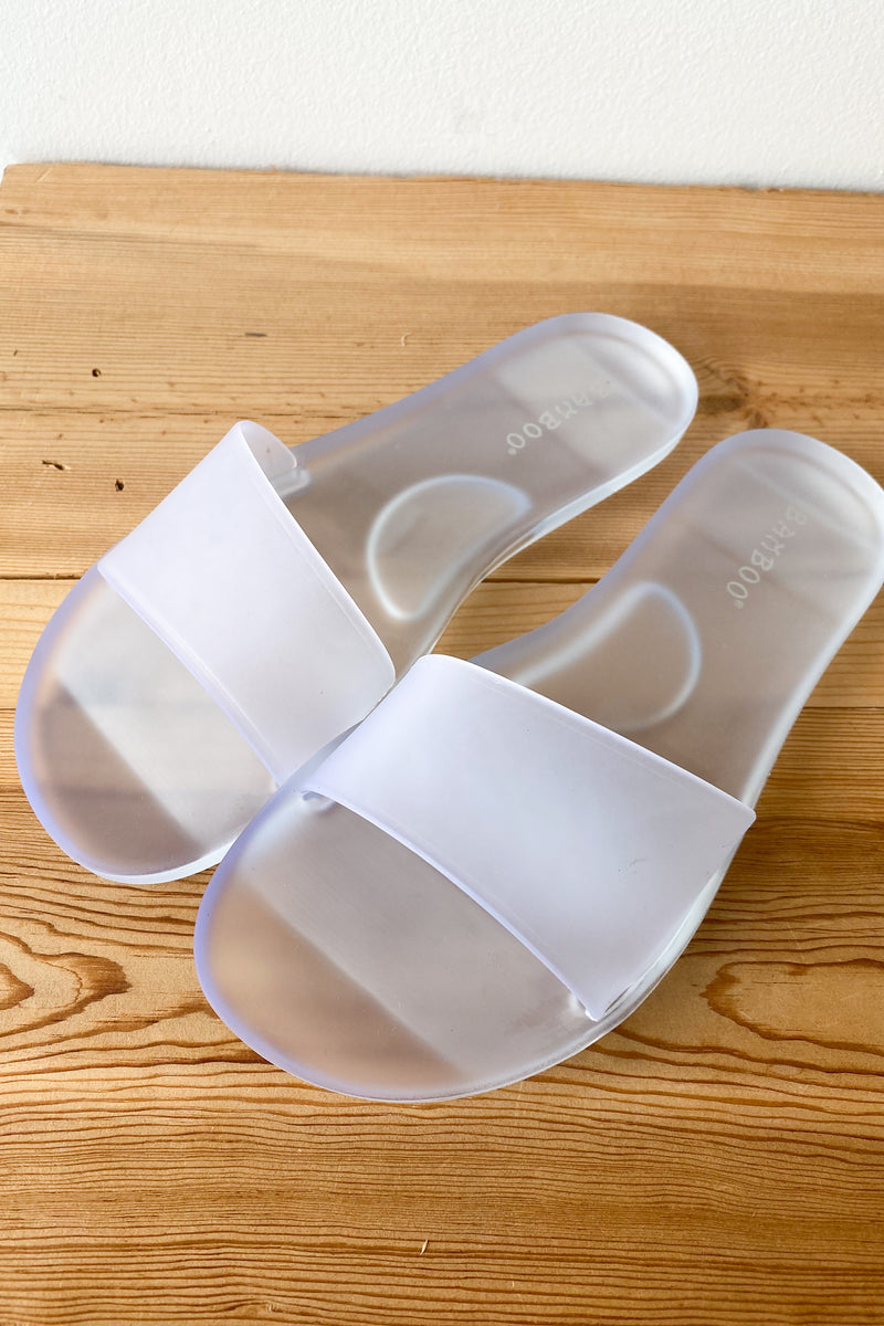mode, take my heart sandal