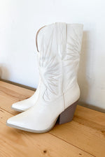 mode, emersyn boot
