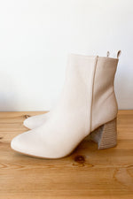 mode, lovely day boot