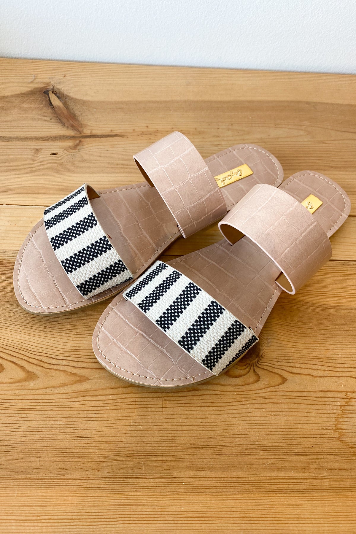 mode, strength sandal