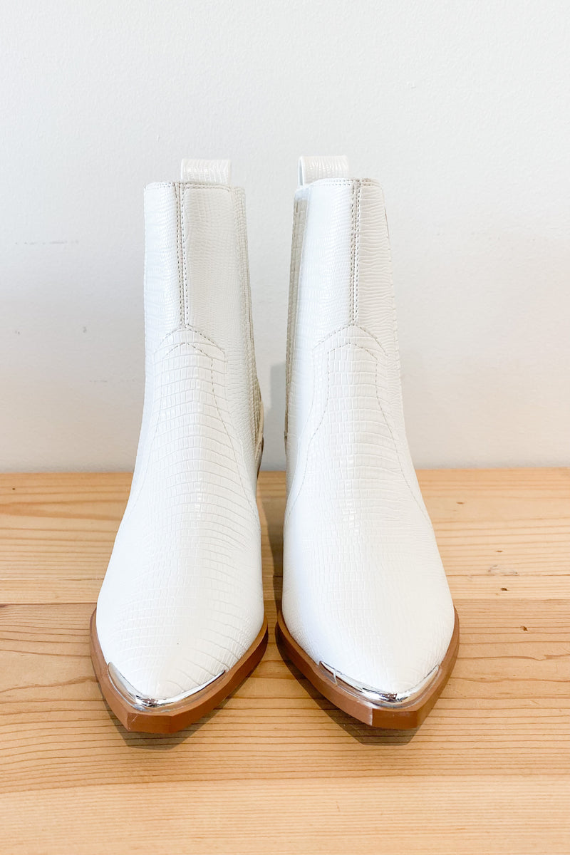 mode, the eleanor boot
