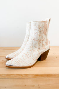mode, the eleanor boot