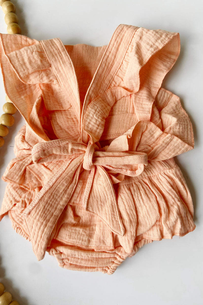mode, baby ruffle romper