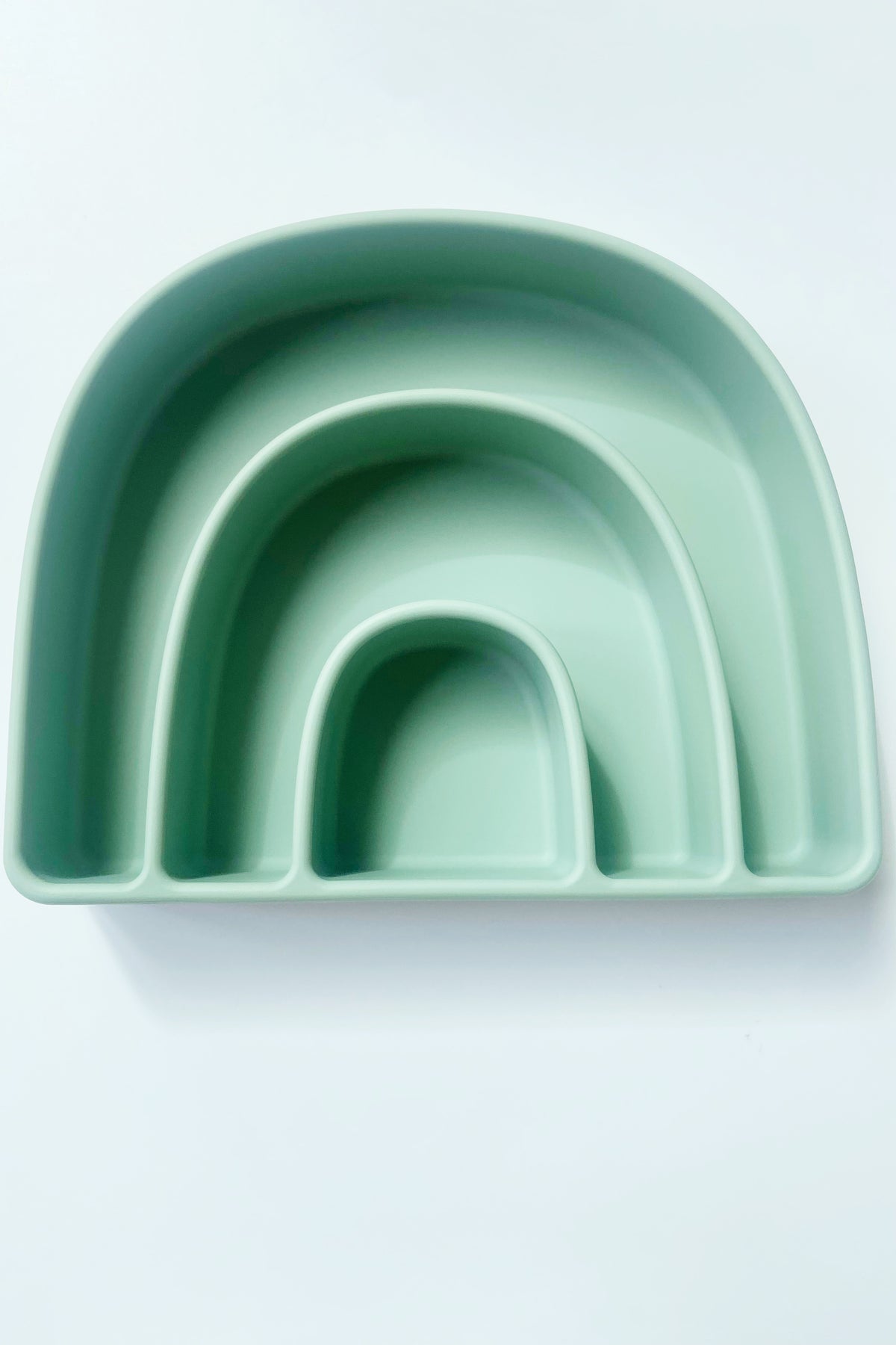 mode, mint rainbow plate