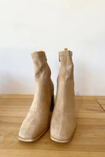 mode, Deya suede ankle boots