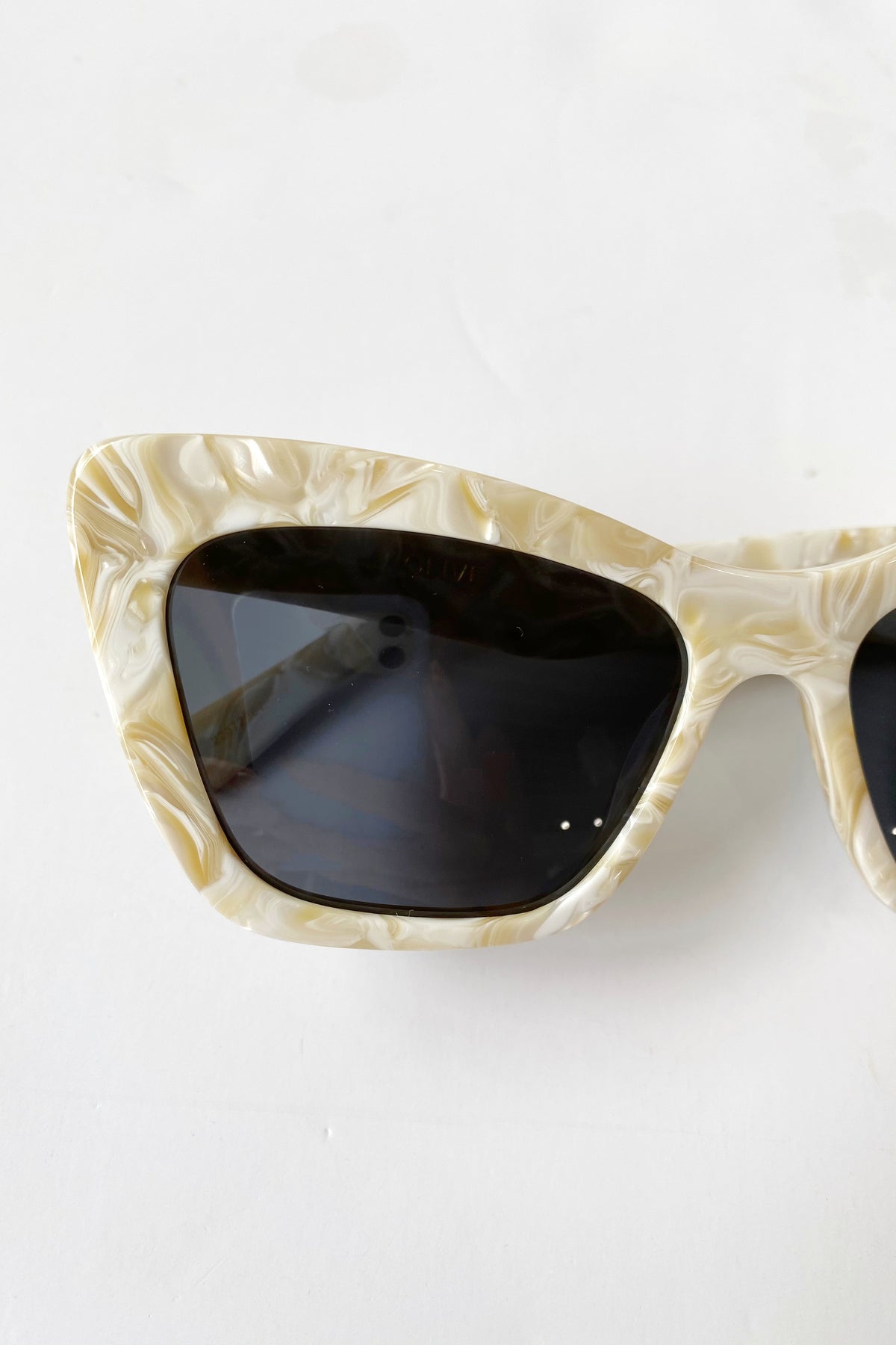 mode, olive sunglasses