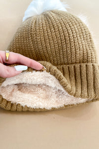 mode, pick a pom hat