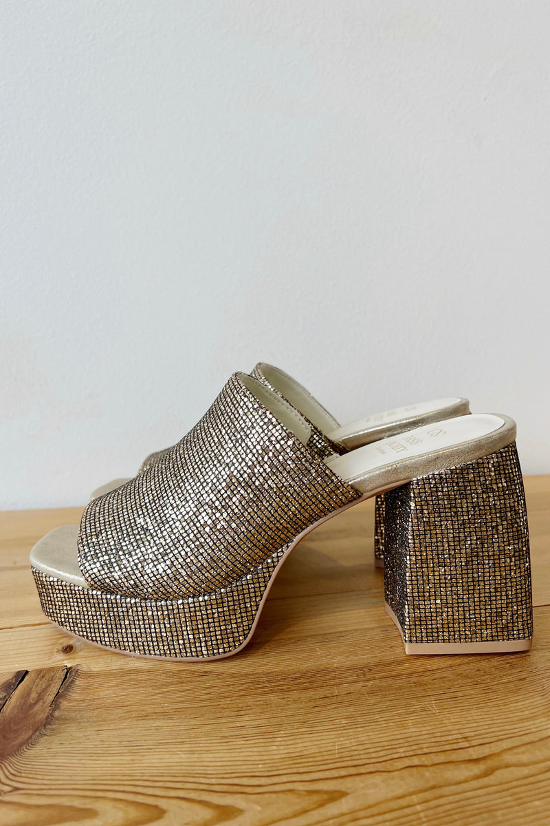mode, crystal platform heel