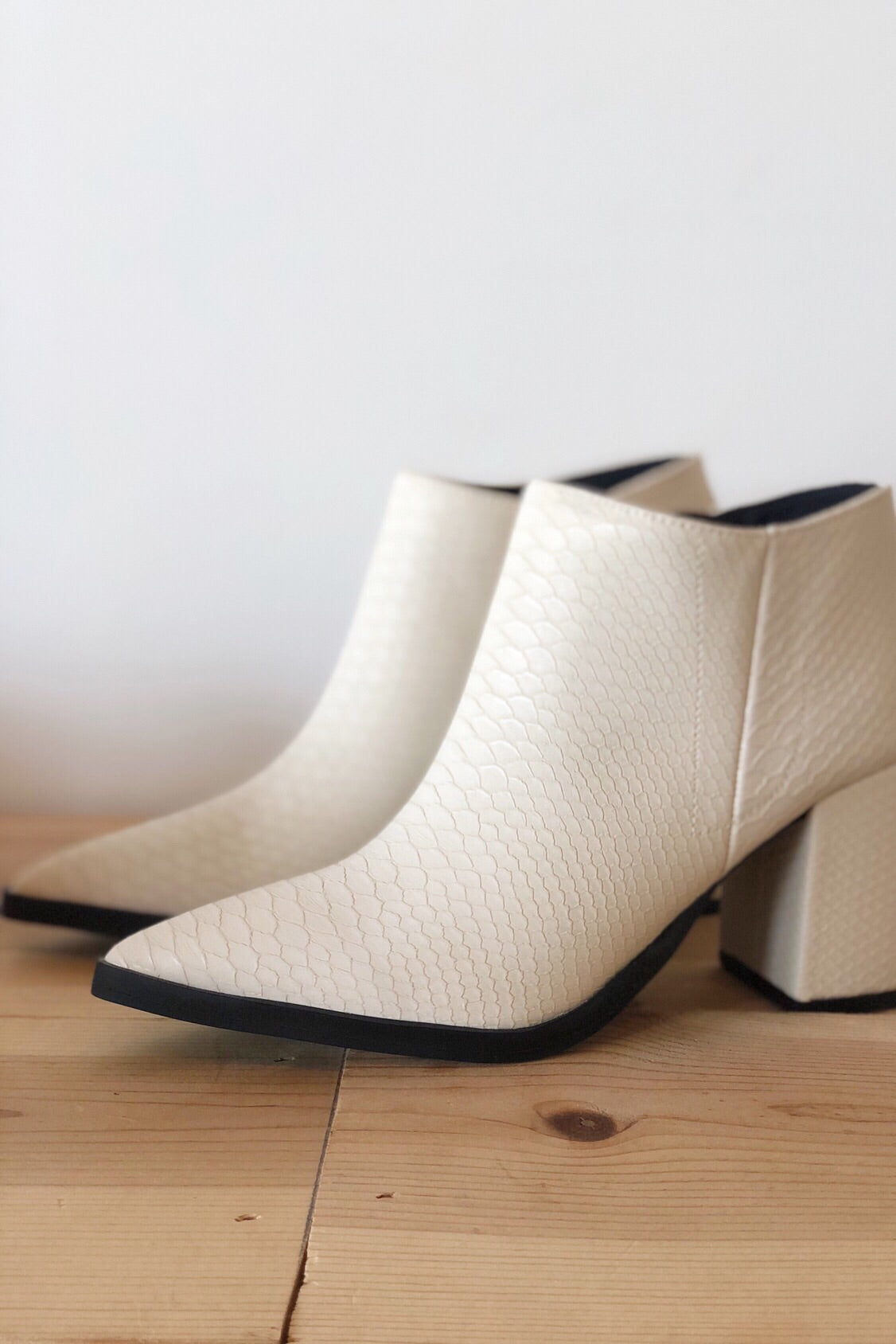 mode, compliments bootie