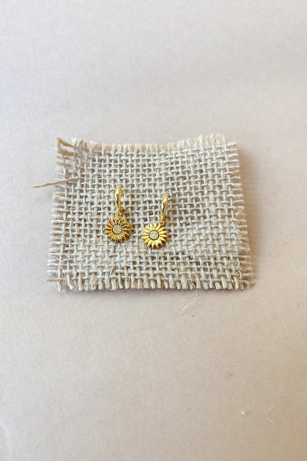 mode, sunflower gold hoop
