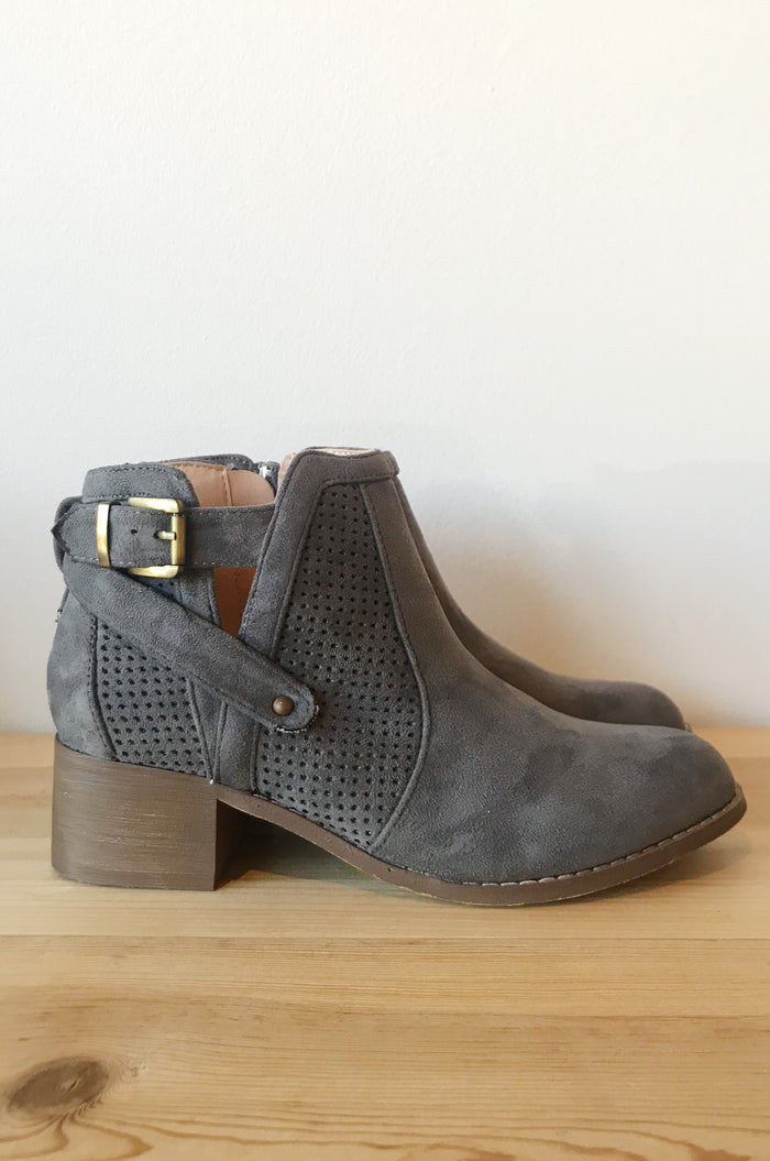 mode, heart warming bootie