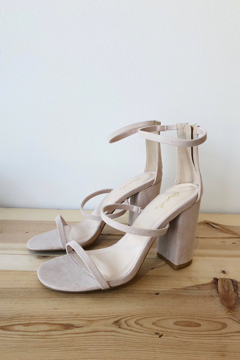 mode, sociable heels