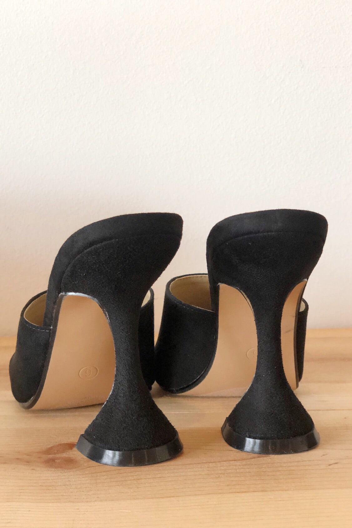 mode, just as nice heel