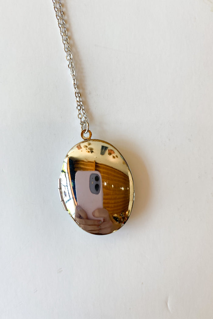 mode, solid silver locket
