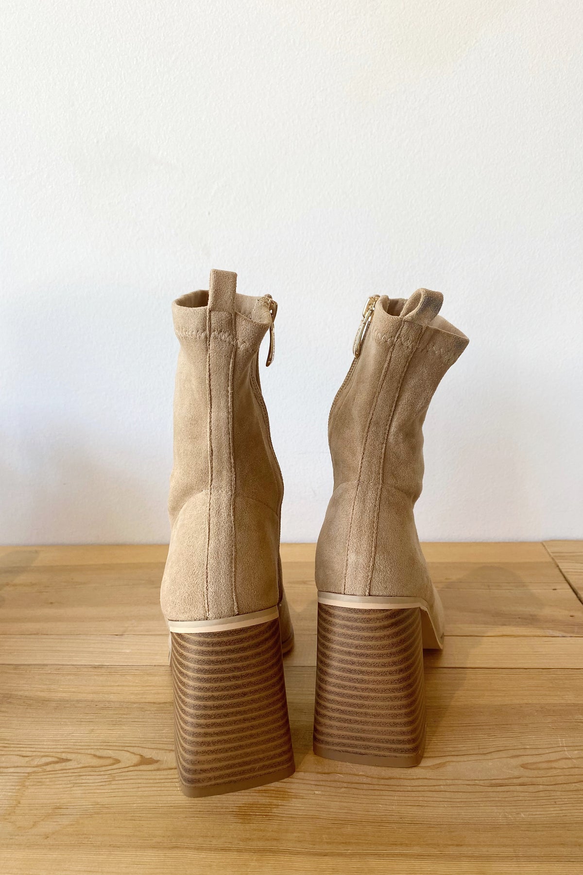 mode, Deya suede ankle boots