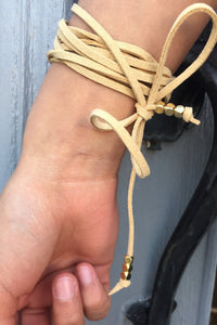mode, wrap brac/choker