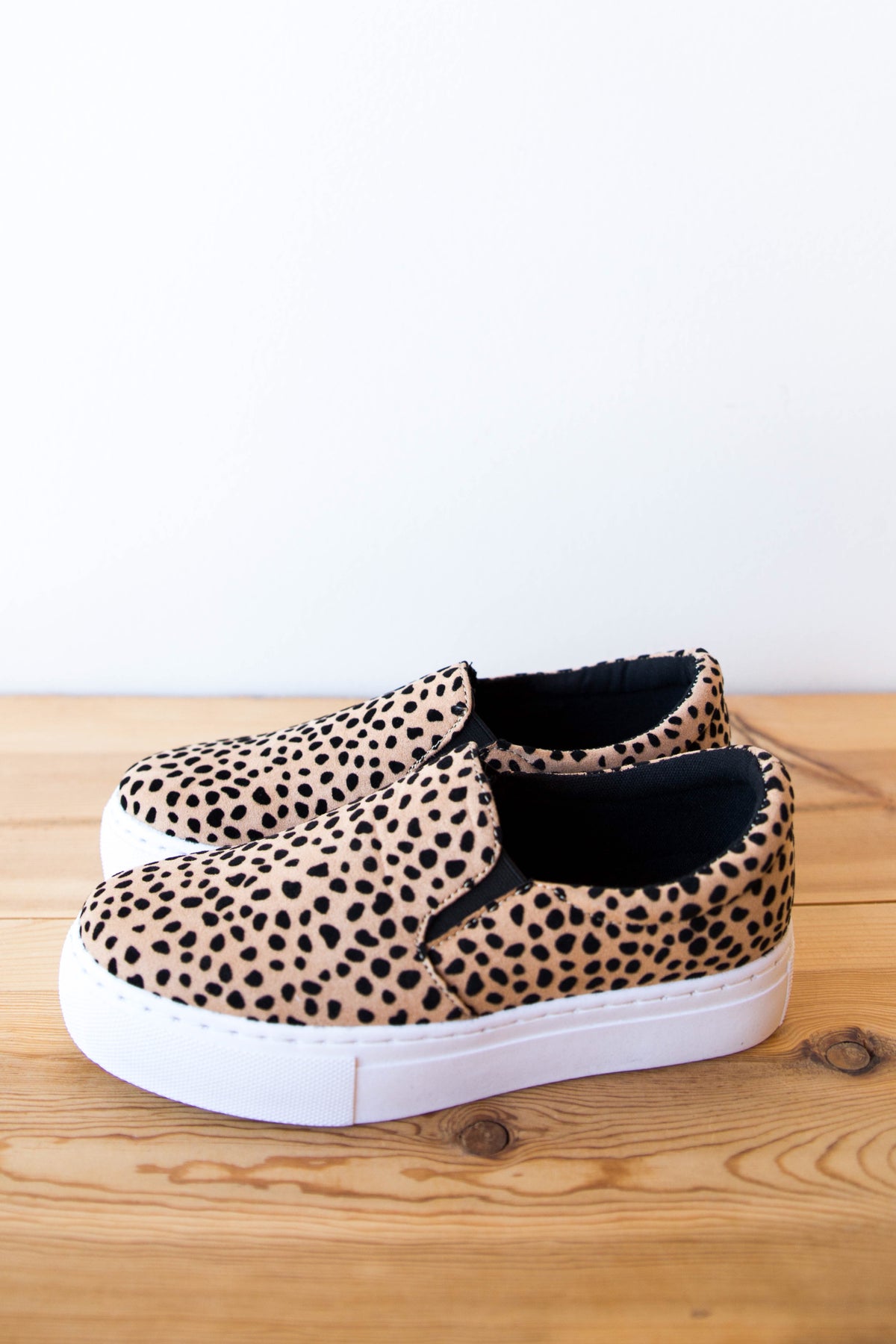 mode, platform tenny