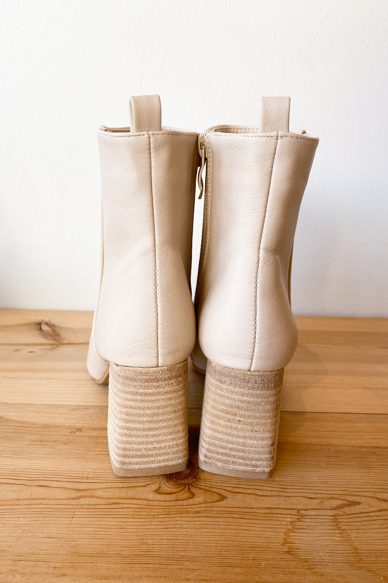 mode, lovely day boot