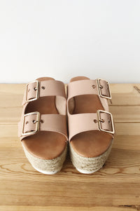 mode, fearless platform sandal