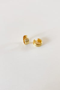 mode, sabrina hoops
