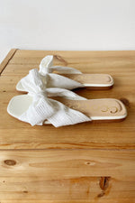 mode, reed sandals