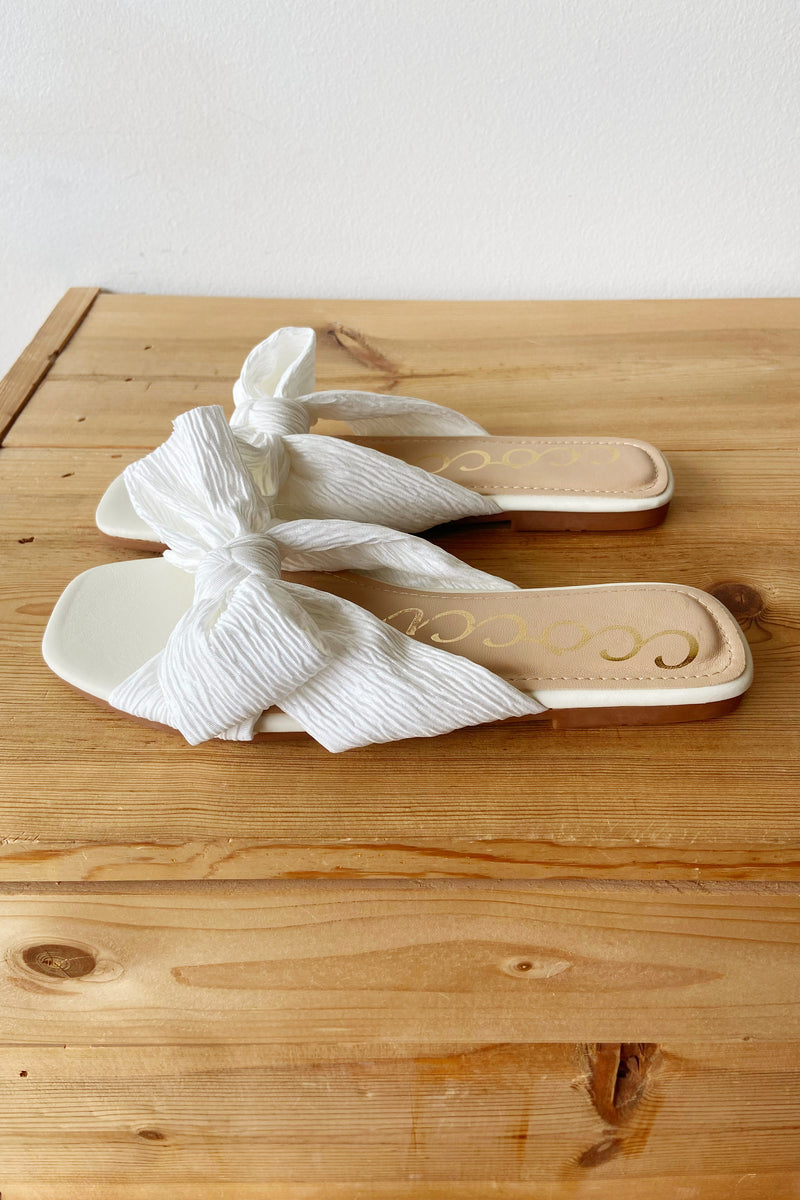 mode, reed sandals