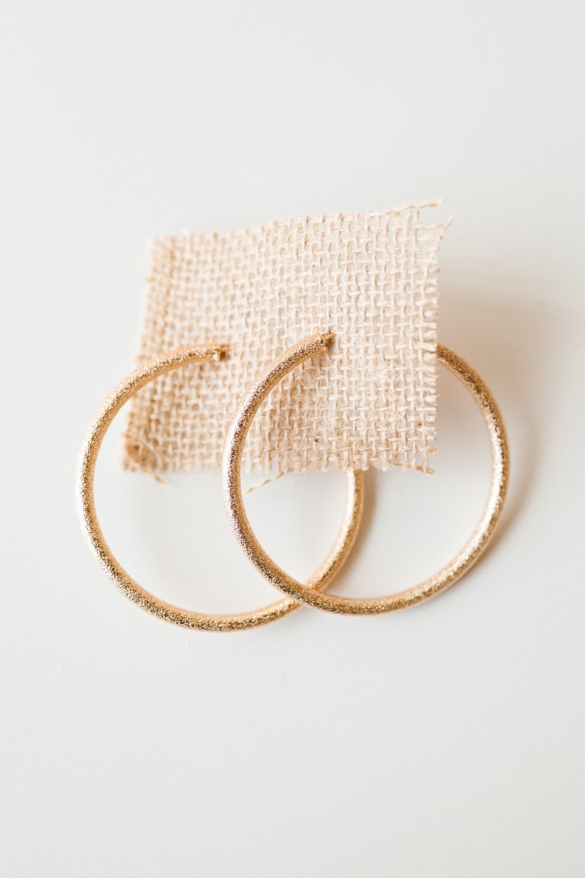 mode, jam golden hoop